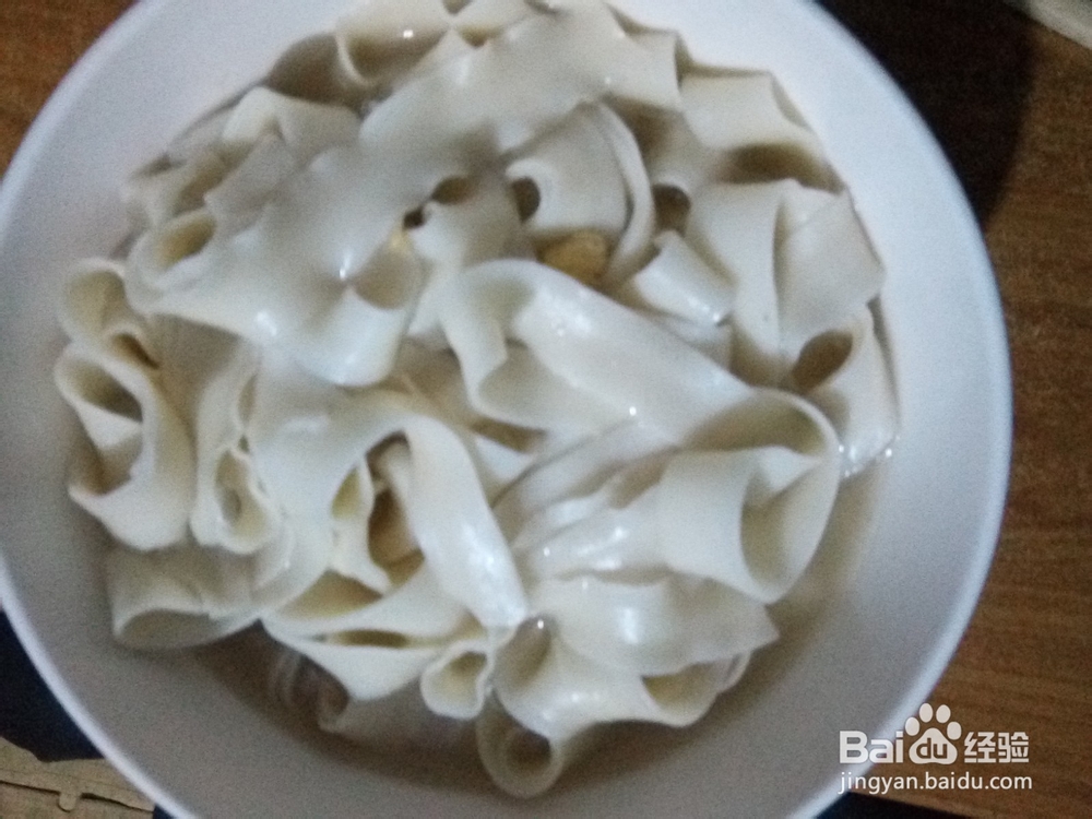 鸡蛋酱拌过水面