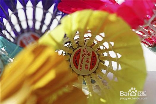 打羽毛球的技巧之发力技巧