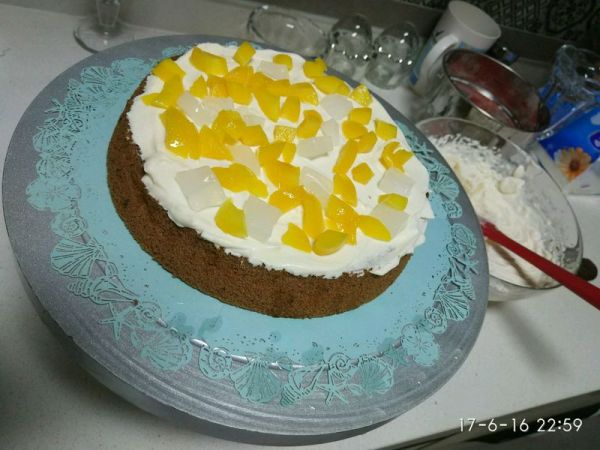 巧克力草莓裸蛋糕