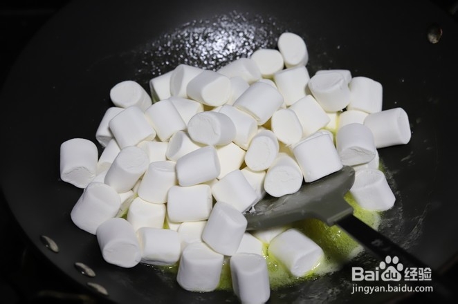 颜值与美味并存雪花酥