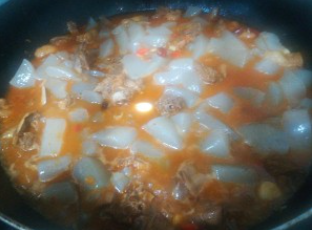 魔芋烧鸭的做法