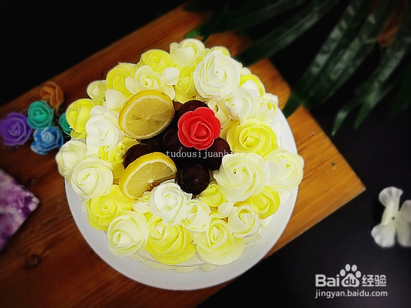 奶油裱花蛋糕的制作方法