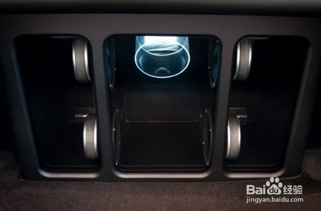 英菲尼迪G35音响改装美国Hybrid Audio