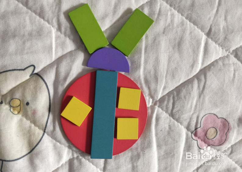 用幼儿积木怎么拼一个小瓢虫