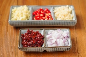 超好吃的锡纸花甲粉