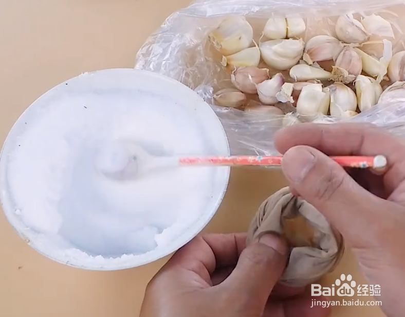 如何保证大蒜放家里不发芽