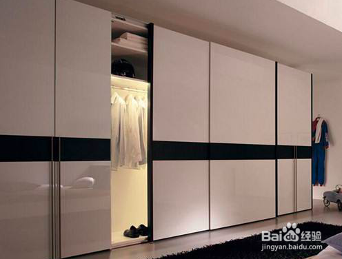 房间推拉衣柜门选购技巧