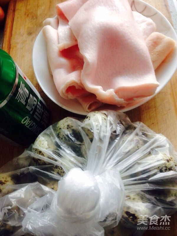 啤酒卤猪皮鹌鹑蛋