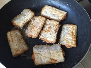 椒盐带鱼——香脆可口