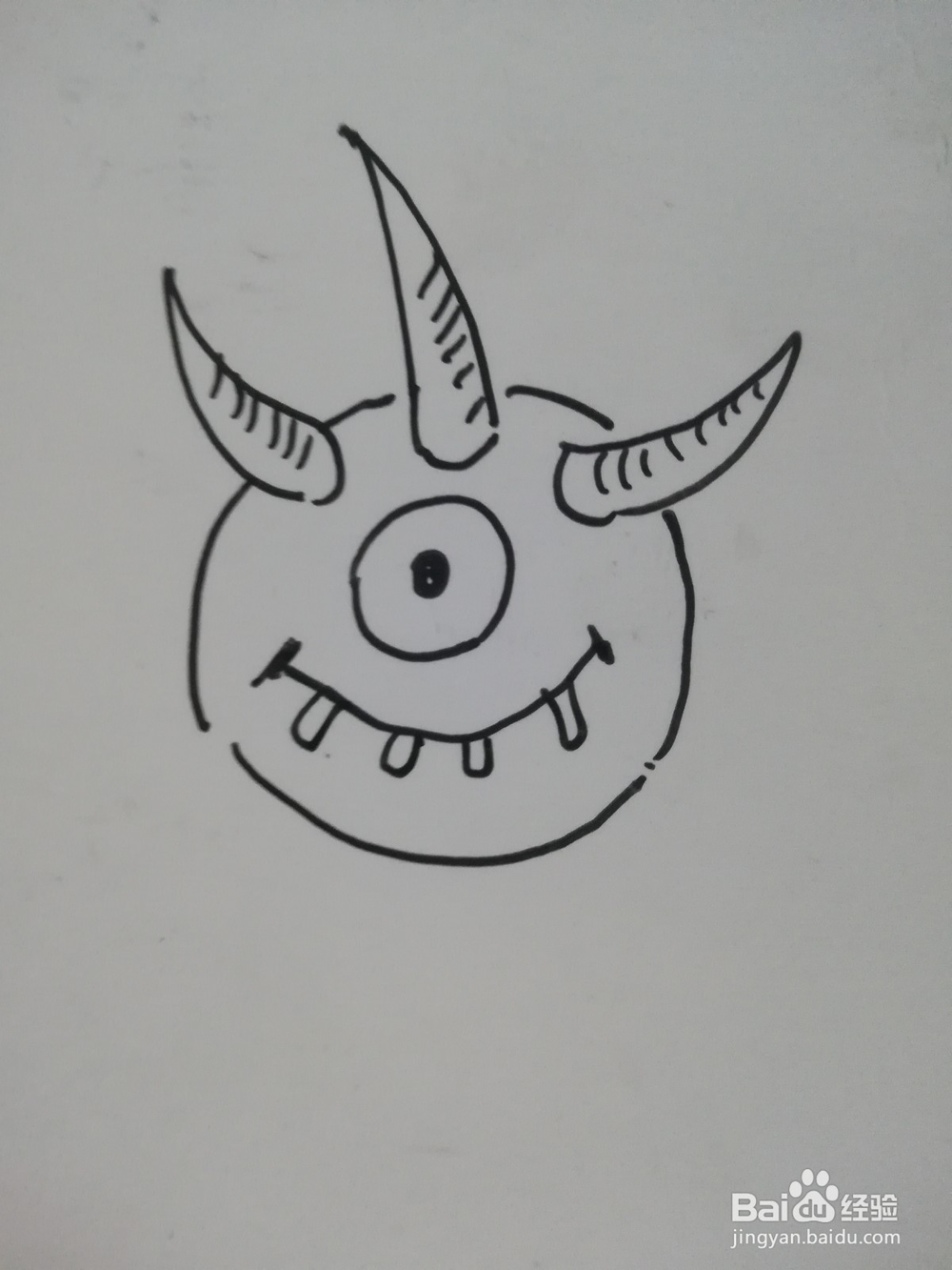 怎么画三只角的怪物简笔画