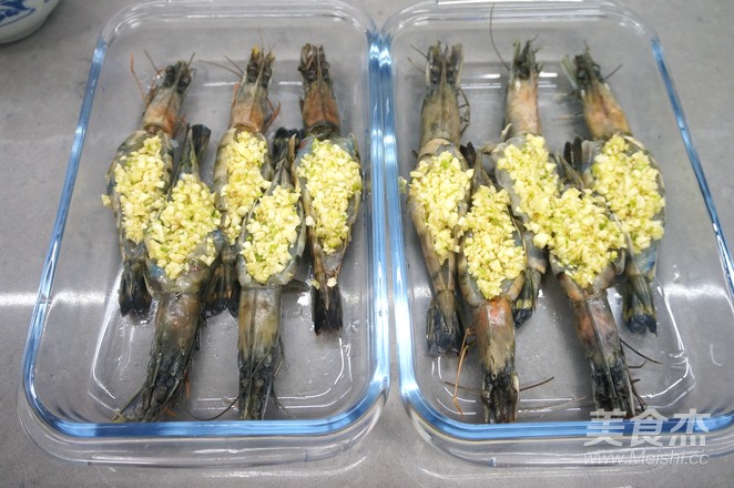 蒜茸开背虾的做法