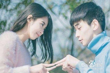 谈恋爱时，女生收入比男生高，该怎么办