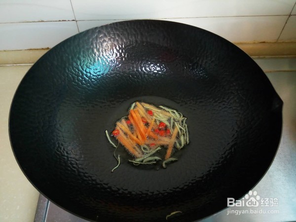 教你做韭菜苔炒鱿鱼