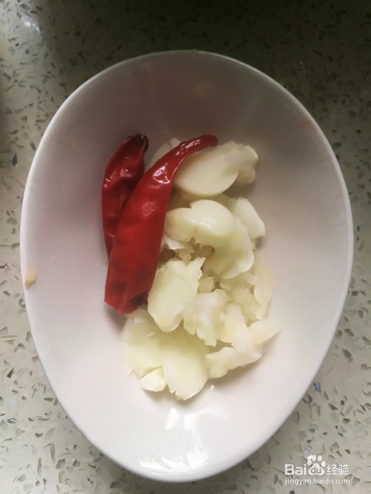 新手简单做五花肉萝卜干