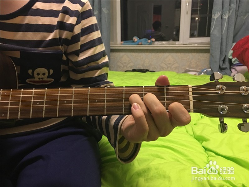 如何用吉他弹唱小幸运简单版？小幸运吉他教程