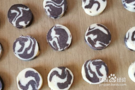 如何做出独一无二的大理石曲奇？