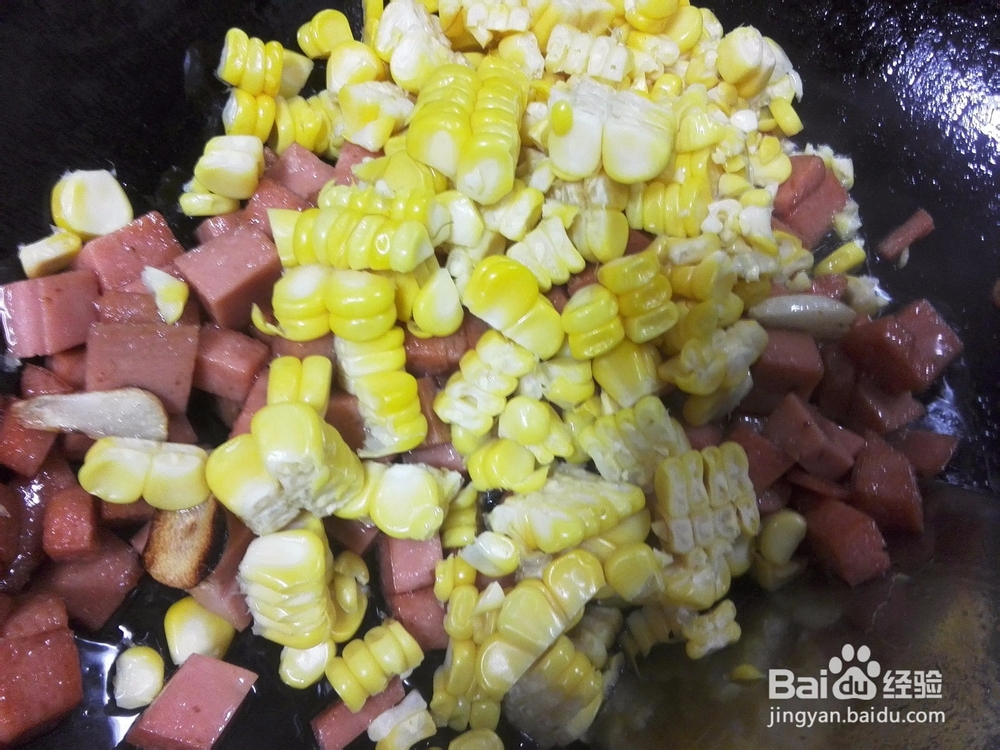 火腿肠炒玉米粒的做法