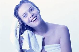 自己怎样烫头发