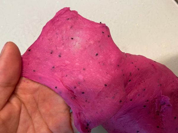 火龙果麻薯肉松软欧包