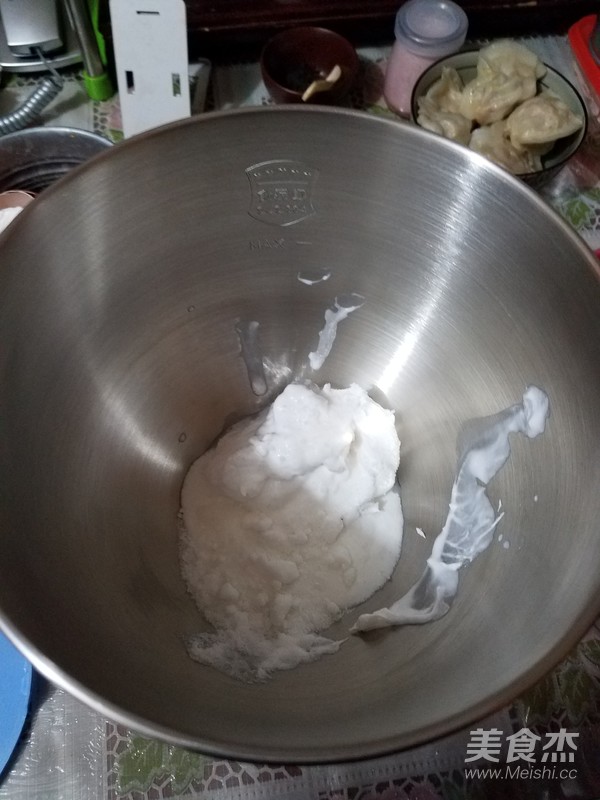 淡奶油果粒蛋糕