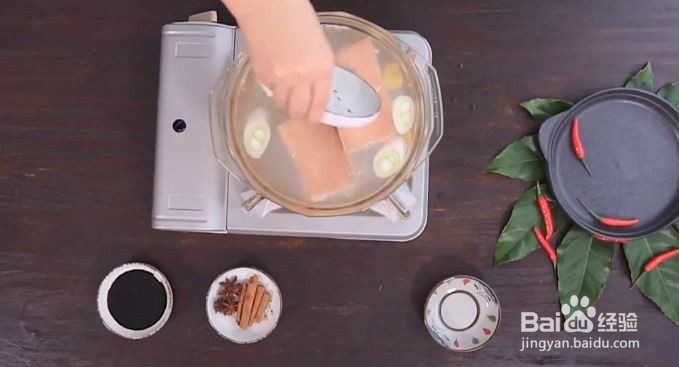 美食家常菜梅菜扣肉的做法