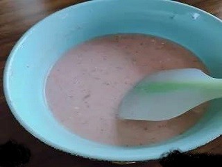 草莓酸奶蛋糕怎么做?