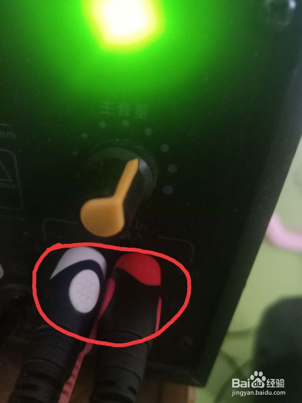 家里闲置显示器不要丢快速链接机顶盒看电视