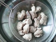 杏仁瘦肉蜜枣煲的做法