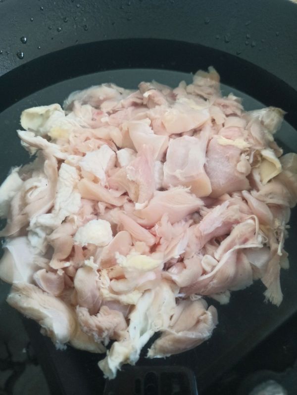 胡萝卜土豆炖鸡块