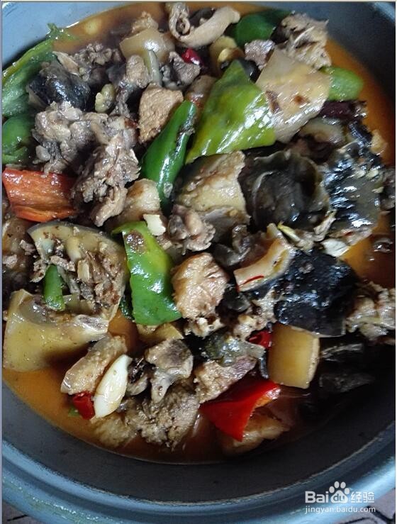 怎样制作五花肉烧甲鱼