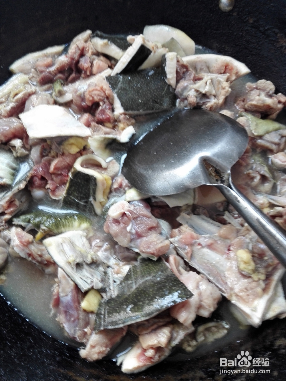 怎样制作五花肉烧甲鱼