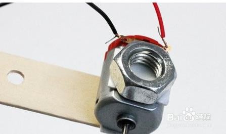 利用磁悬浮原理制作摇头风扇的教程