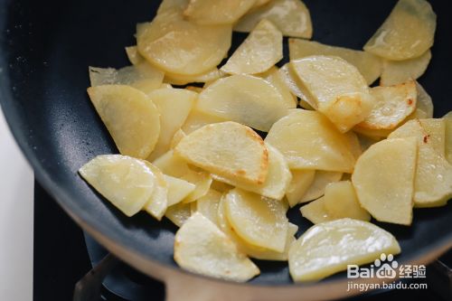 简单的土豆回锅肉