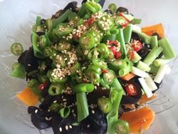 凉菜：生椒凉拌黑木耳