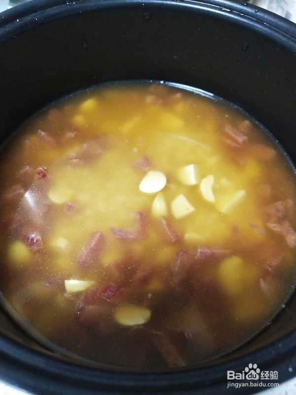 板栗腊肉饭的做法
