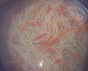 凉拌土豆丝怎么做