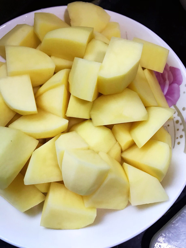 咖喱土豆牛肉拌饭