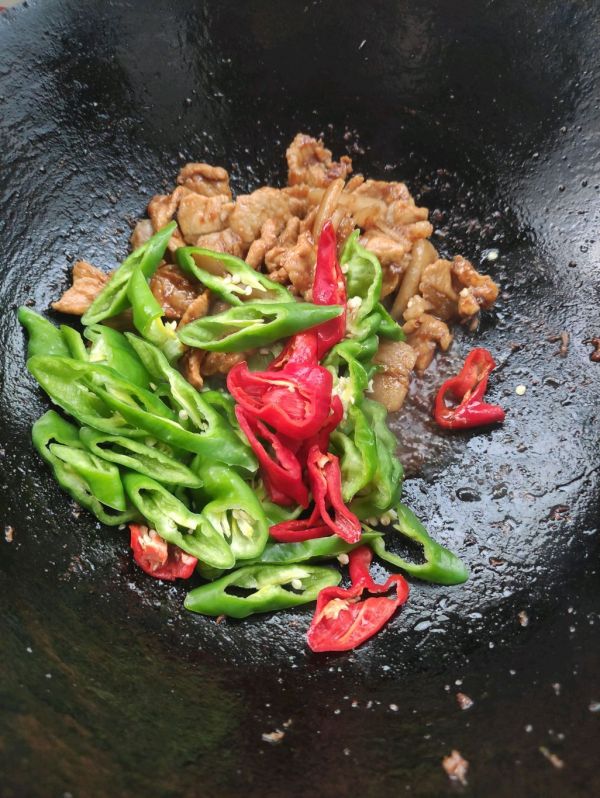 色香味俱全的小炒肉