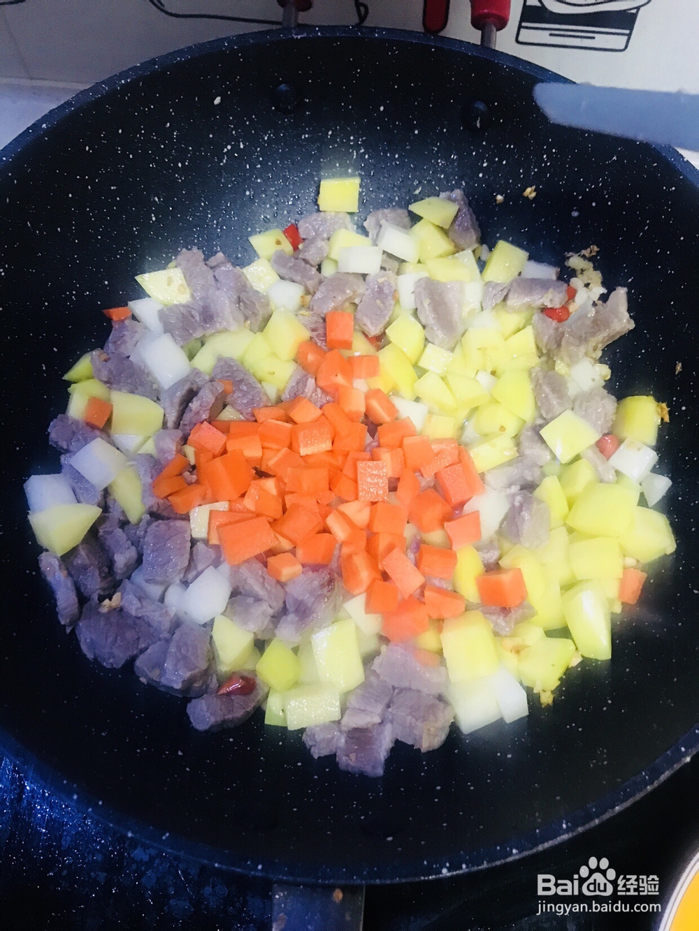 土豆咖喱牛腩盖饭的详细教程