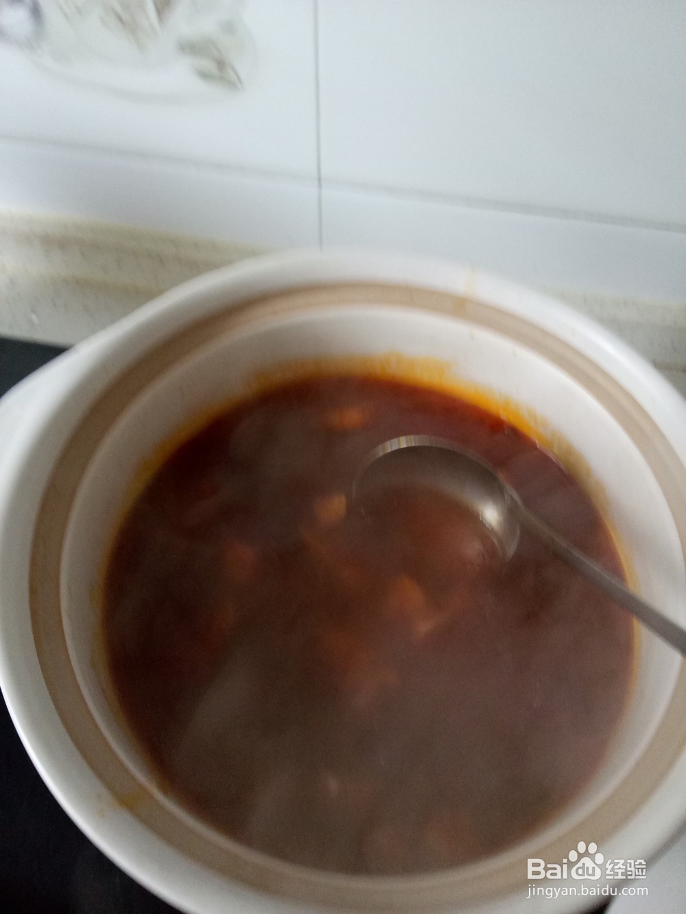 简单的砂锅牛肉萝卜锅