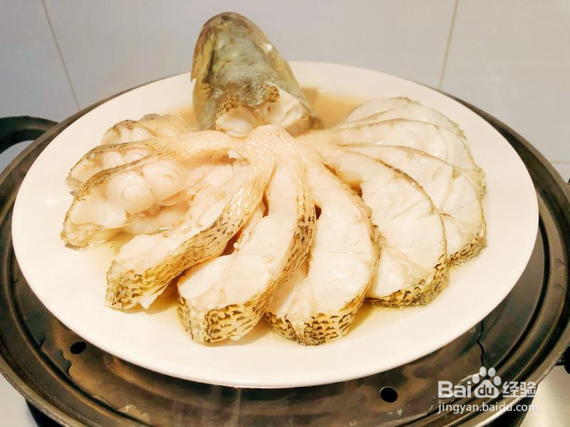 孔雀开屏清蒸鲈鱼的做法
