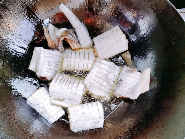 超级下饭家常焖带鱼