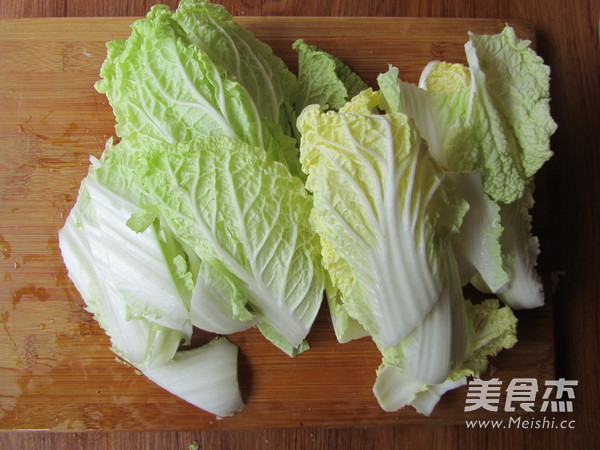 骨汤丸子鲜虾煲