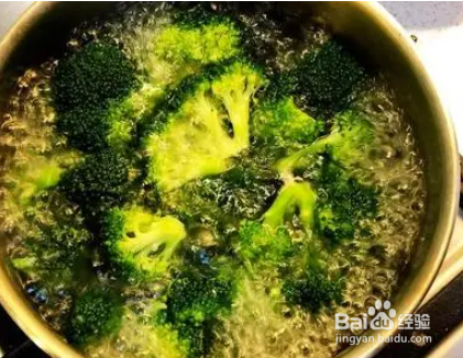 如何做蚝油蒜蓉西兰花