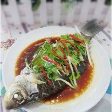 家常清蒸鱼的做法