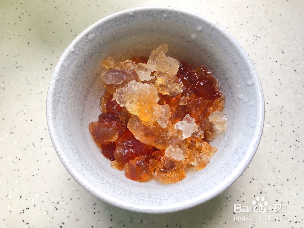 不能拒绝的玫瑰花桃胶红豆羹