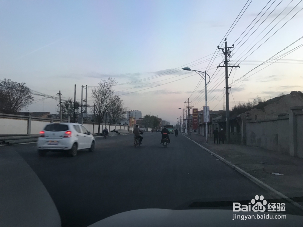 新手开车要注意哪些交通情况