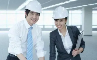 工程造价大一需要买电脑吗