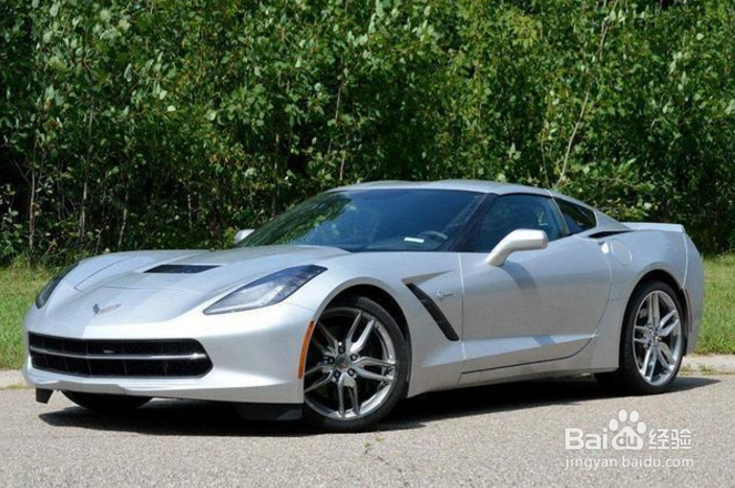 五菱出跑车了, V8发动机百公里不到4秒, 52万