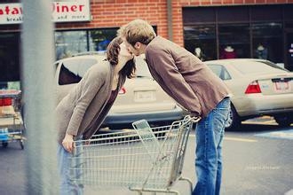 如何追女生：和喜欢的女生没话说怎么办！！！